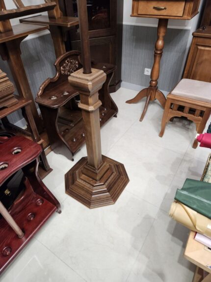 Підставка запрестольна