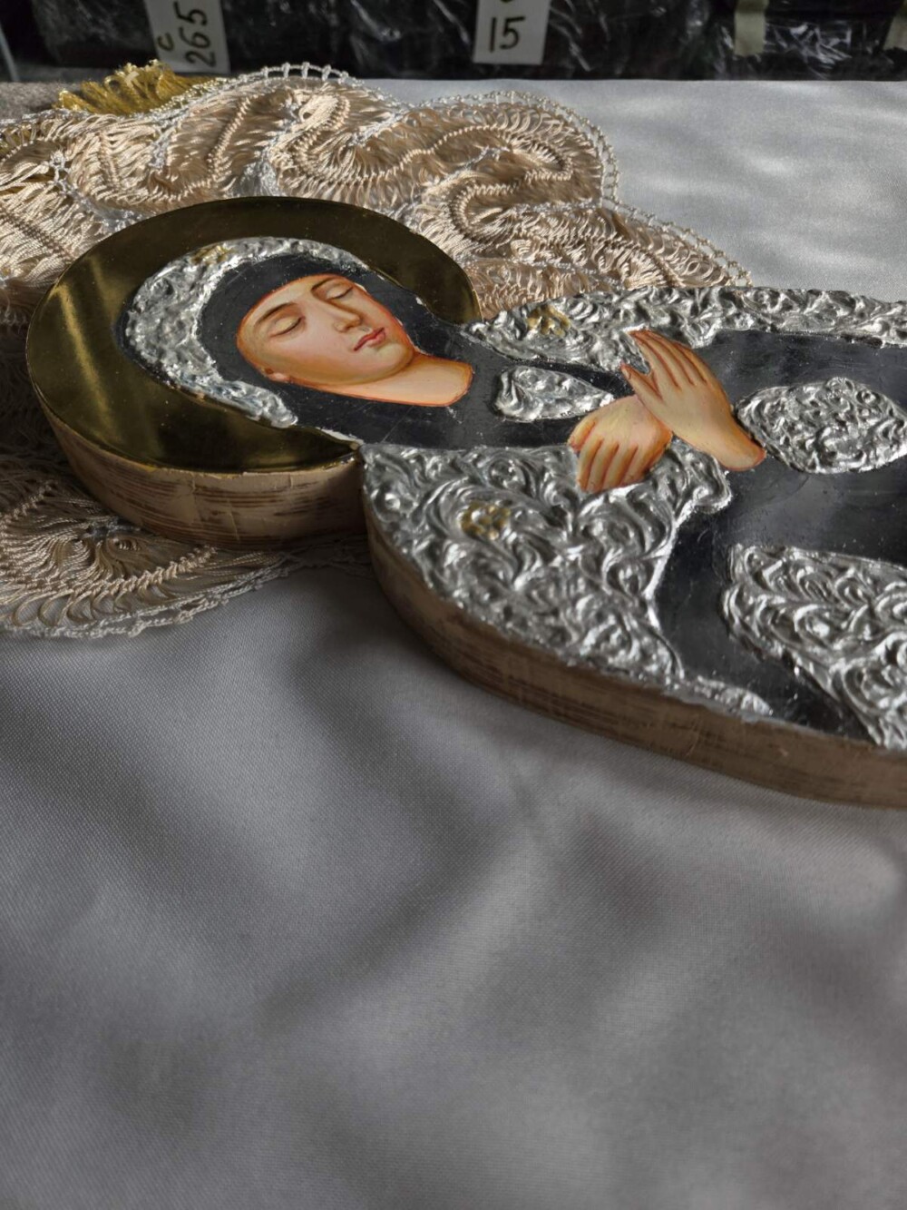 IMG-8bffe311415a3e5dae89ab10266bb012-V